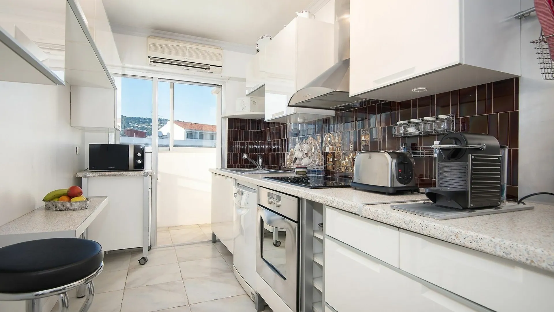 Steva Rentals - Vue Mer - 100M Croisette Et Plages contacts